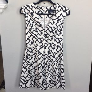 Black and white v neck French connection dress
